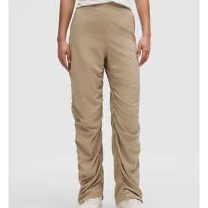 Lululemon Dance Studio Slim-Fit High-Rise Flared Pant Sheer Oak Size Small NWT